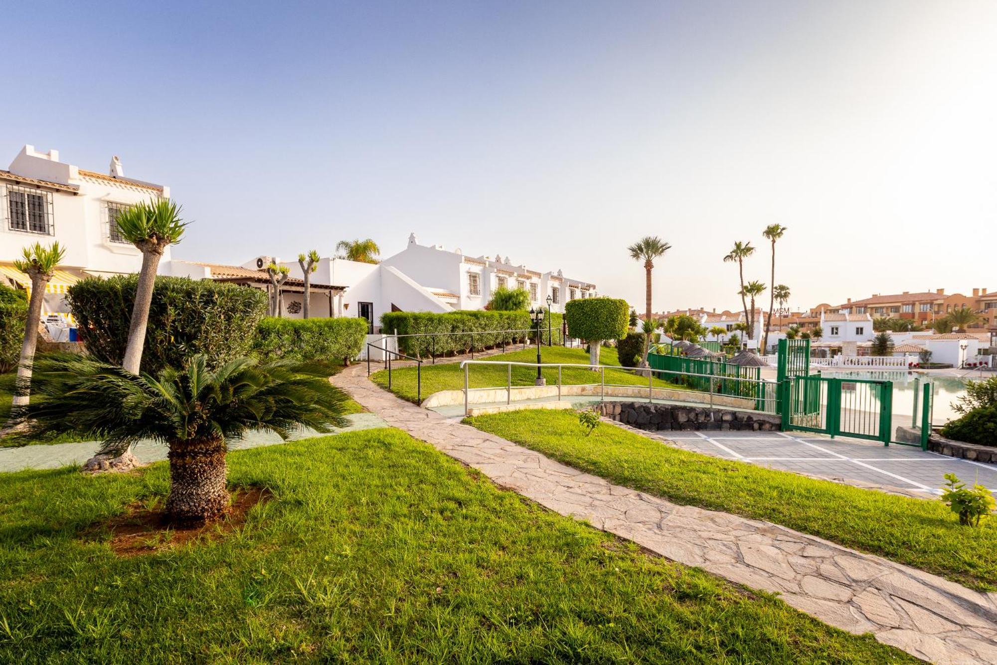 Apartment In Golf Del Sur